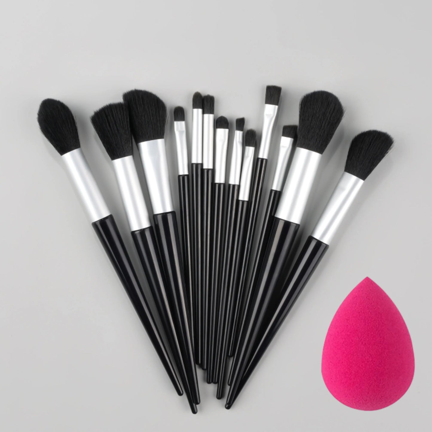Makeup Brush Set (8–20pcs) – Foundation & Eyeshadow