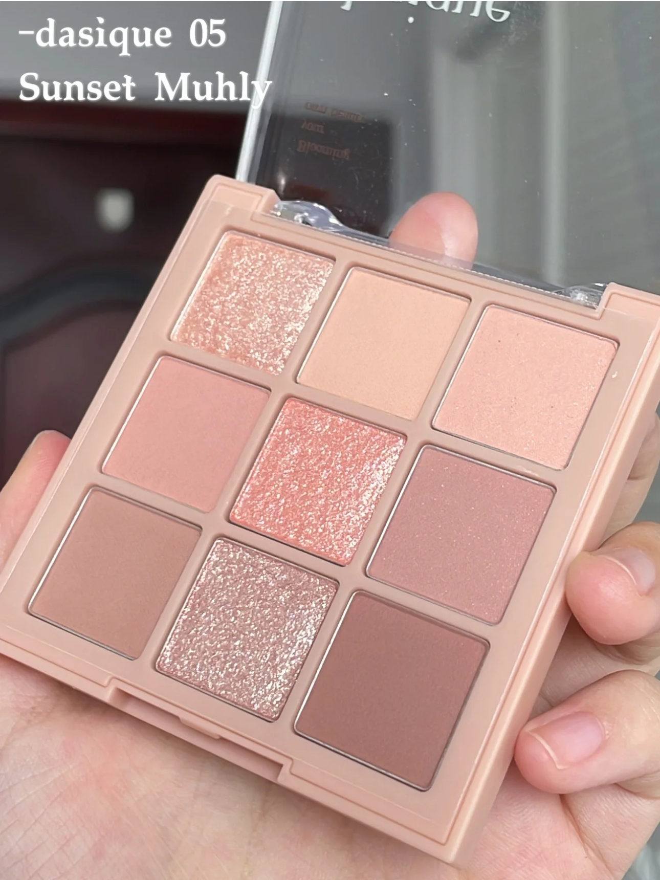 Chocolate Blush & Eyeshadow Palette – 9 Colors