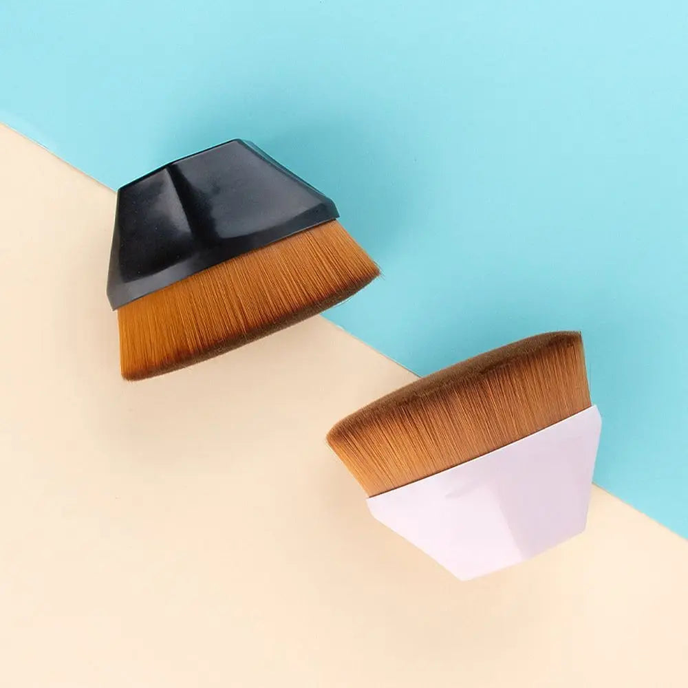 Flat Top Kabuki Makeup Brush – Foundation, Powder & Blush