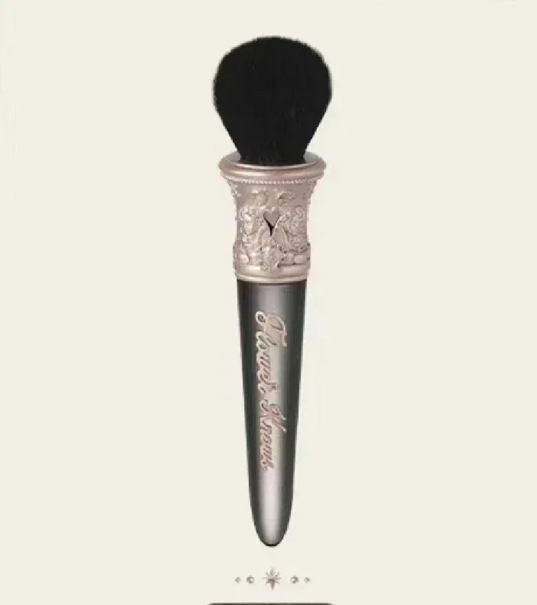 Flower Know Angel Makeup Brush – Pointillist Brush