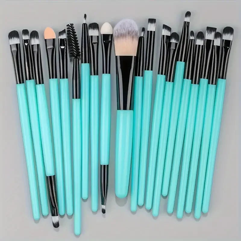 Makeup Brush Set (8–20pcs) – Foundation & Eyeshadow