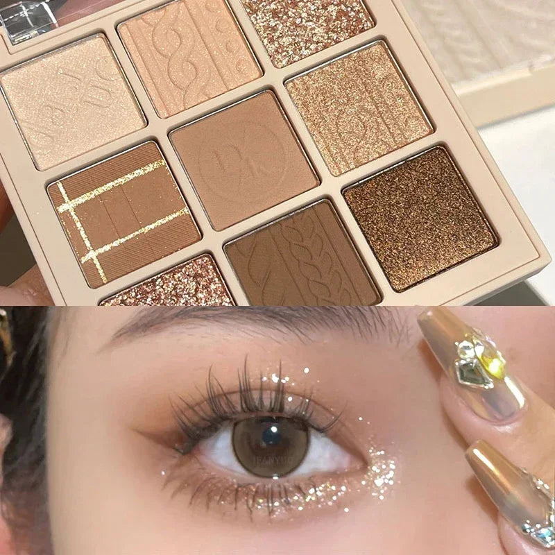 Knitted Eyeshadow Palette – Glitter & Matte