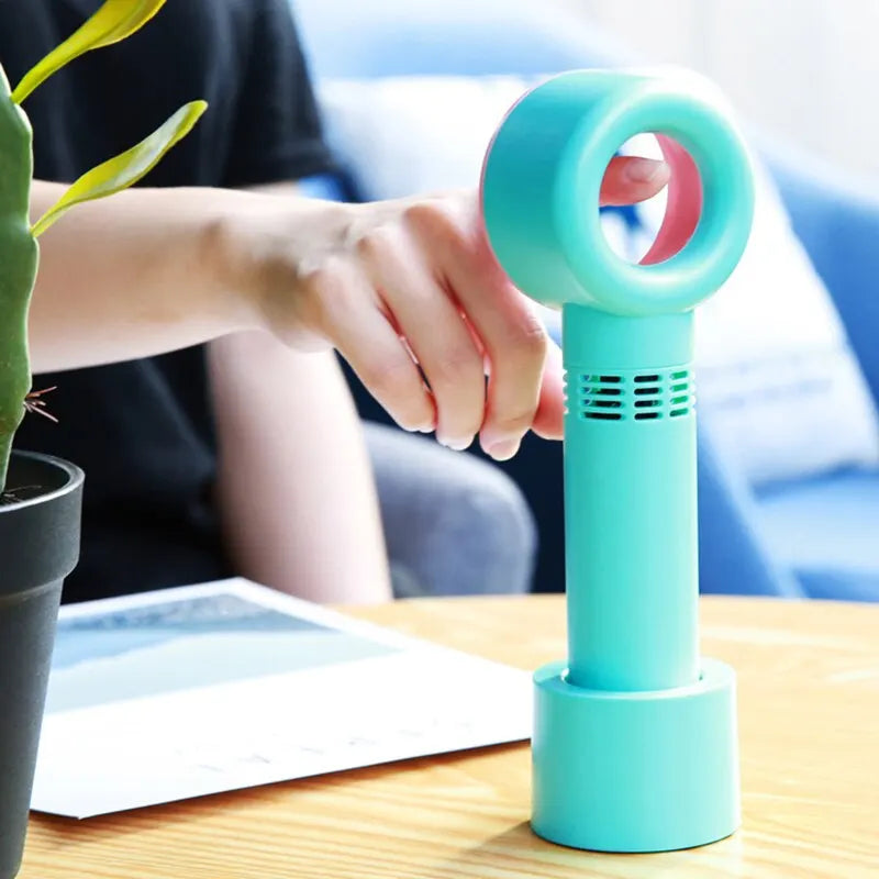 USB Rechargeable Eyelash Blower – Quick-Dry Fan