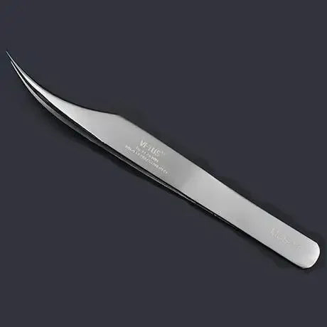 Vetus Premium Eyelash Tweezers – Fine Tip Tool