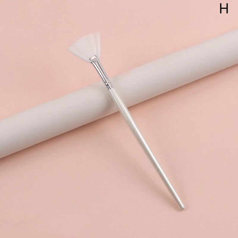 Facial Mask Brush – DIY Skincare Applicator Tool