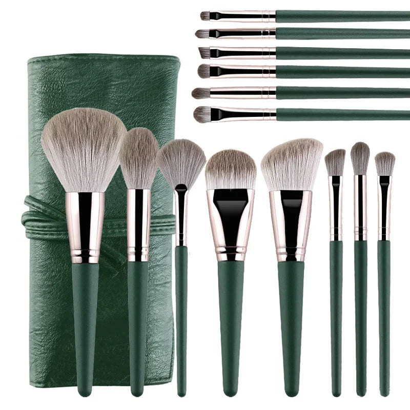 Soft Fluffy Makeup Brushes – Powder, Blush & Eyeshadow Tools