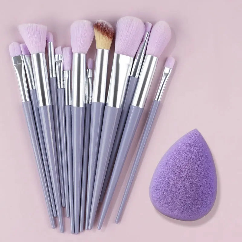 Makeup Brush Set (8–20pcs) – Foundation & Eyeshadow