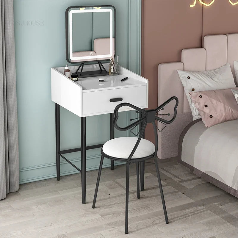 Light Luxury Small High-end Dressing Table Nordic Dressers Bedroom Furniture Modern Minimalist Creative Personality Makeup Table