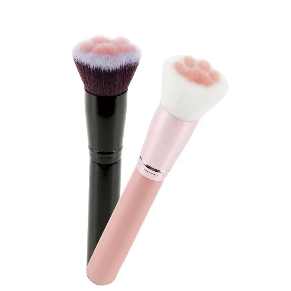Cat’s Claw Makeup Brush – Foundation & Blush Tool
