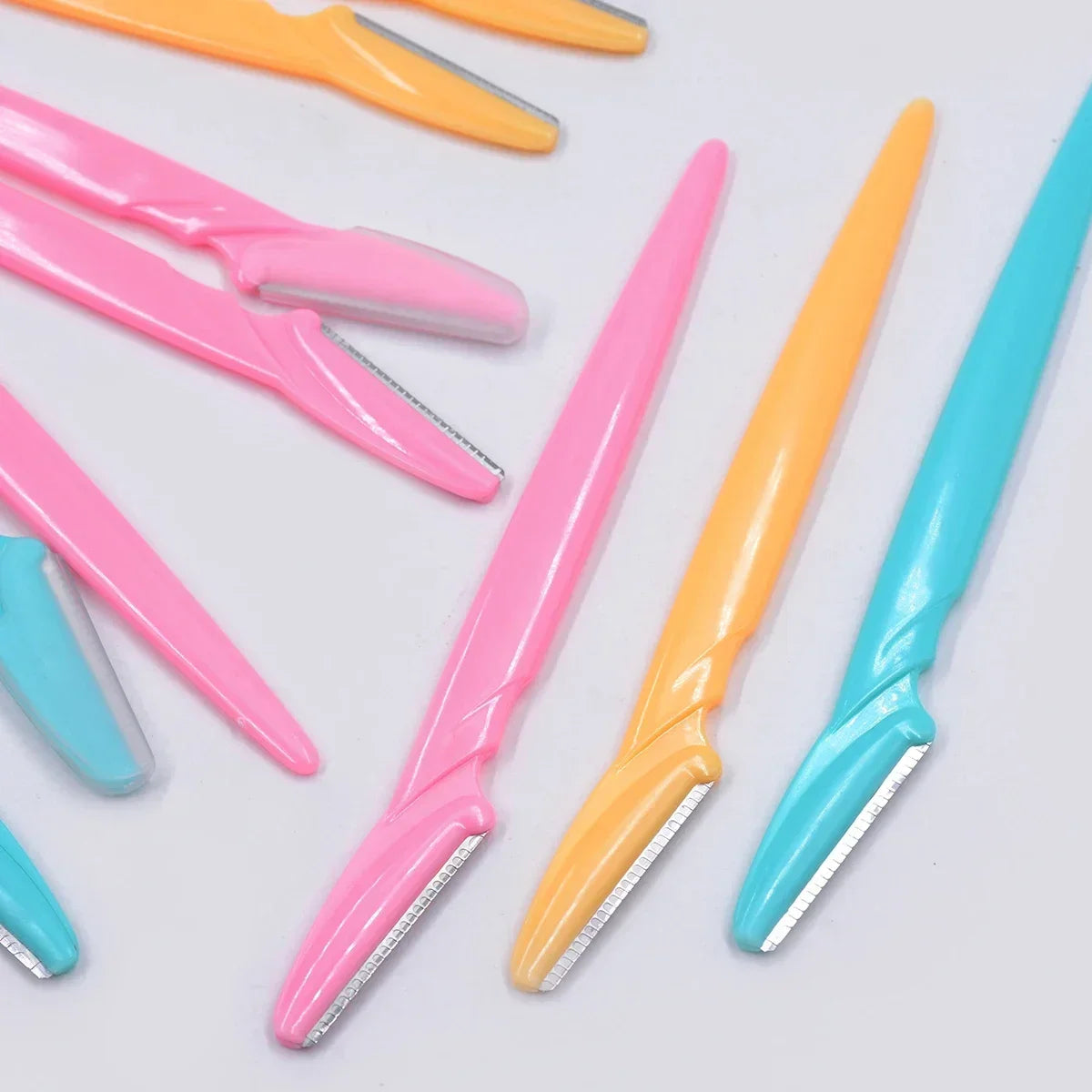 Eyebrow Razors (30pcs) – Face & Body Hair Trimmers