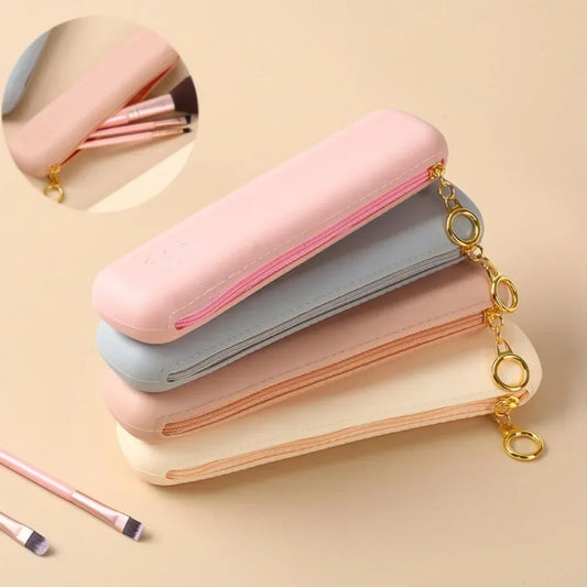Travel Makeup Brush Holder – Silicone Waterproof Cosmetic Organizer