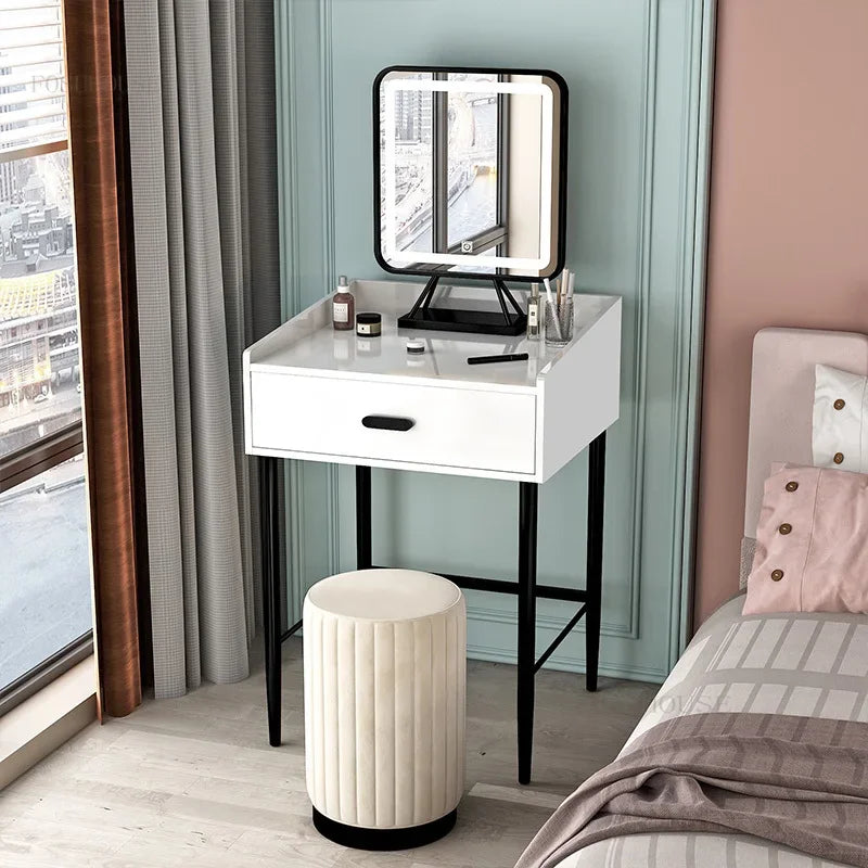 Light Luxury Small High-end Dressing Table Nordic Dressers Bedroom Furniture Modern Minimalist Creative Personality Makeup Table
