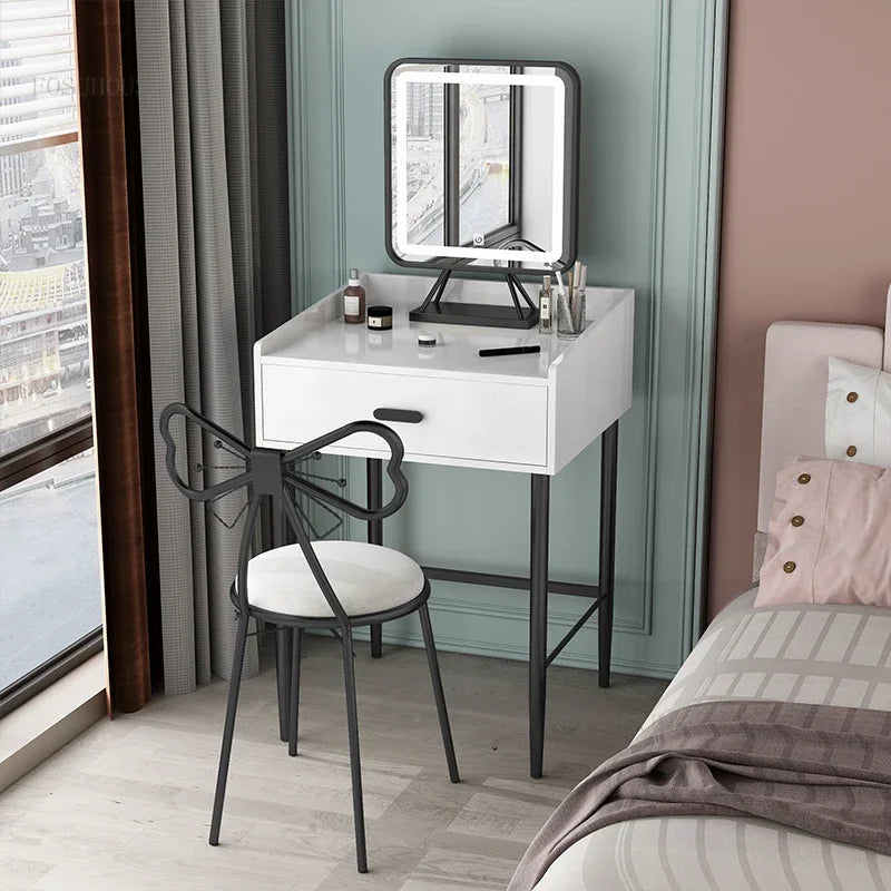 Light Luxury Small High-end Dressing Table Nordic Dressers Bedroom Furniture Modern Minimalist Creative Personality Makeup Table