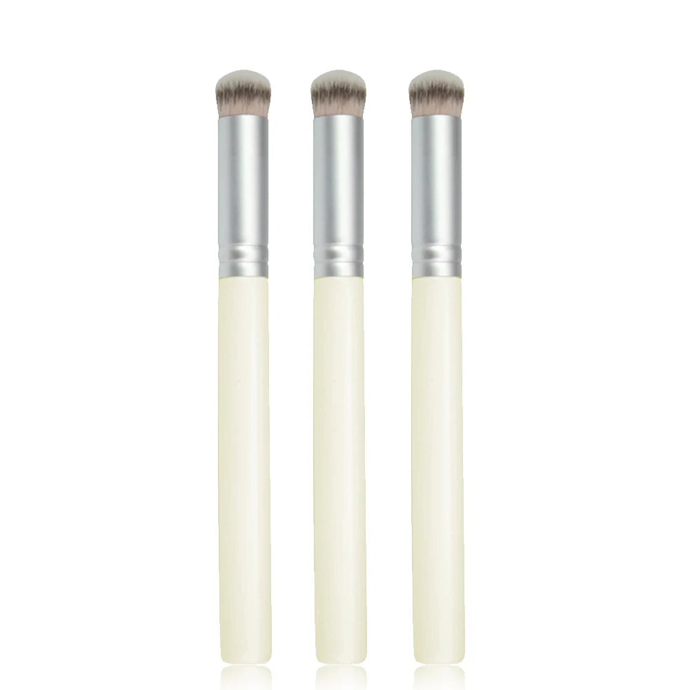 Concealer & Contour Brush – Flawless Blending
