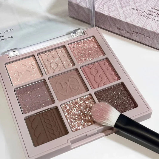 9-Color Eyeshadow Palette – Nude & Glitter Makeup
