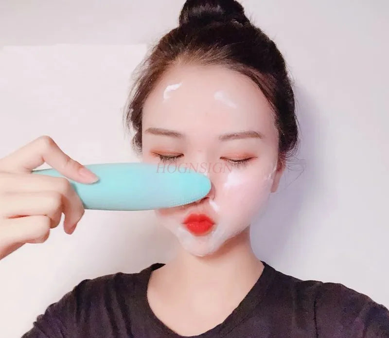 Silicone Facial Cleanser – Pore Cleaner Beauty Device